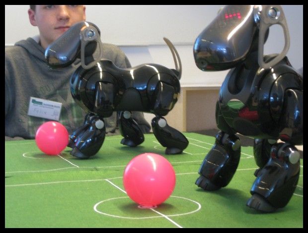 ORS-Roboter-AG zu Gast im teutolab robotik